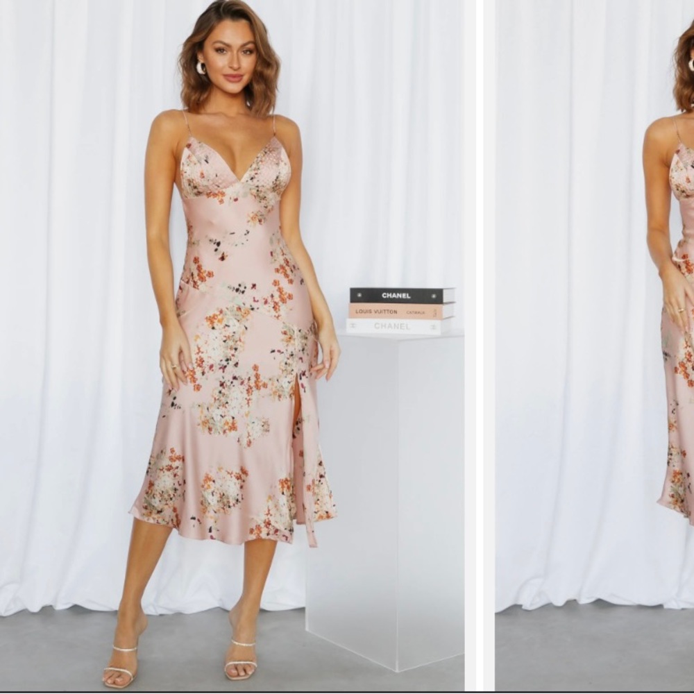 BRAND NEW HELLO MOLLY DRESS